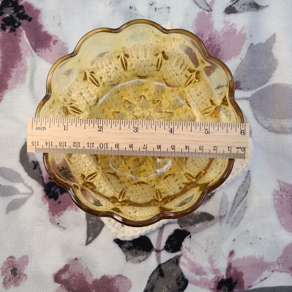 Vintage Amber Glass Bowl 6" Round Starburst Pattern Dessert Salad Dish VTG - Picture 2 of 5